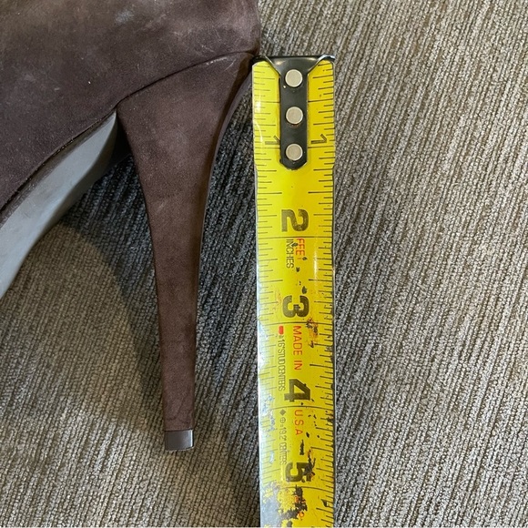 Stuart Weitzman Heeled Bootie Brown Suede - Size 8 - Picture 7 of 10